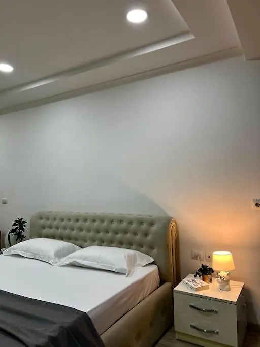 טיראנה Rizz Apartment 0*,